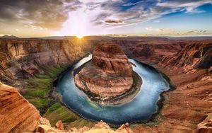 river bend in Grand Canyon National Park